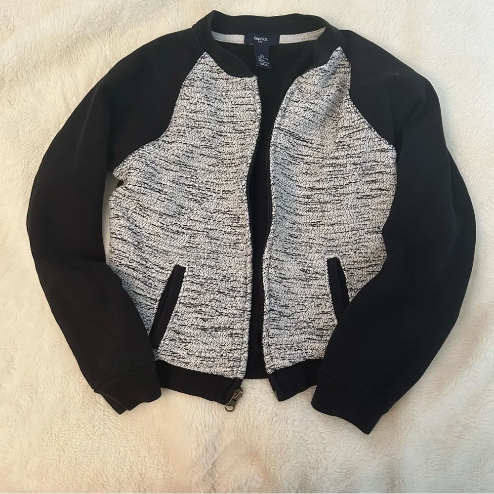 Size L GIRLS GAP Factory Zip-Up Jacket B4